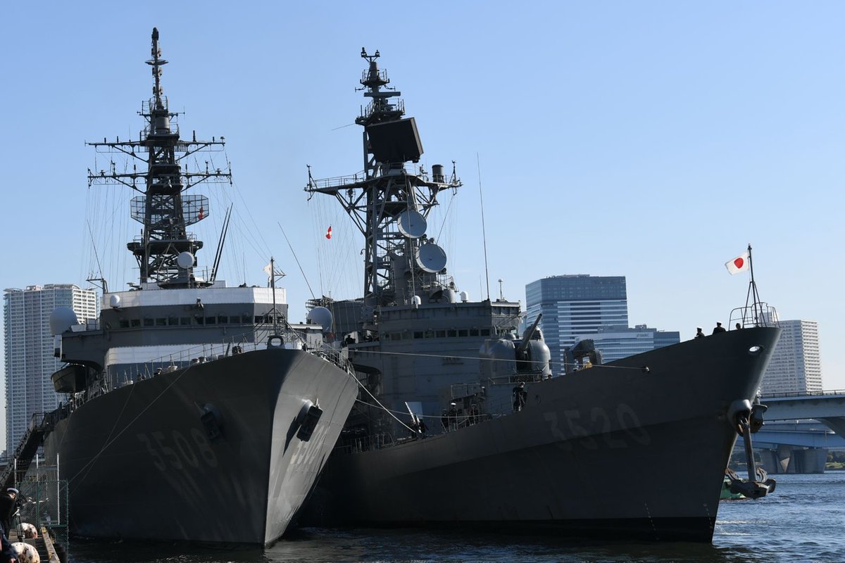 JMSDF_PAO's tweet image. 10月20日、令和5年度遠洋練習航海部隊が帰国しました。
今年5月に晴海を出港し、主要な国際海峡の航行や他国海軍との共同、親善訓練を実施しました。
これから実習幹部は、それぞれの任地に配属されて幹部自衛官としての第１歩を踏み出します。

@Jmsdf_tshq
#おかえり #成長 #練習艦隊