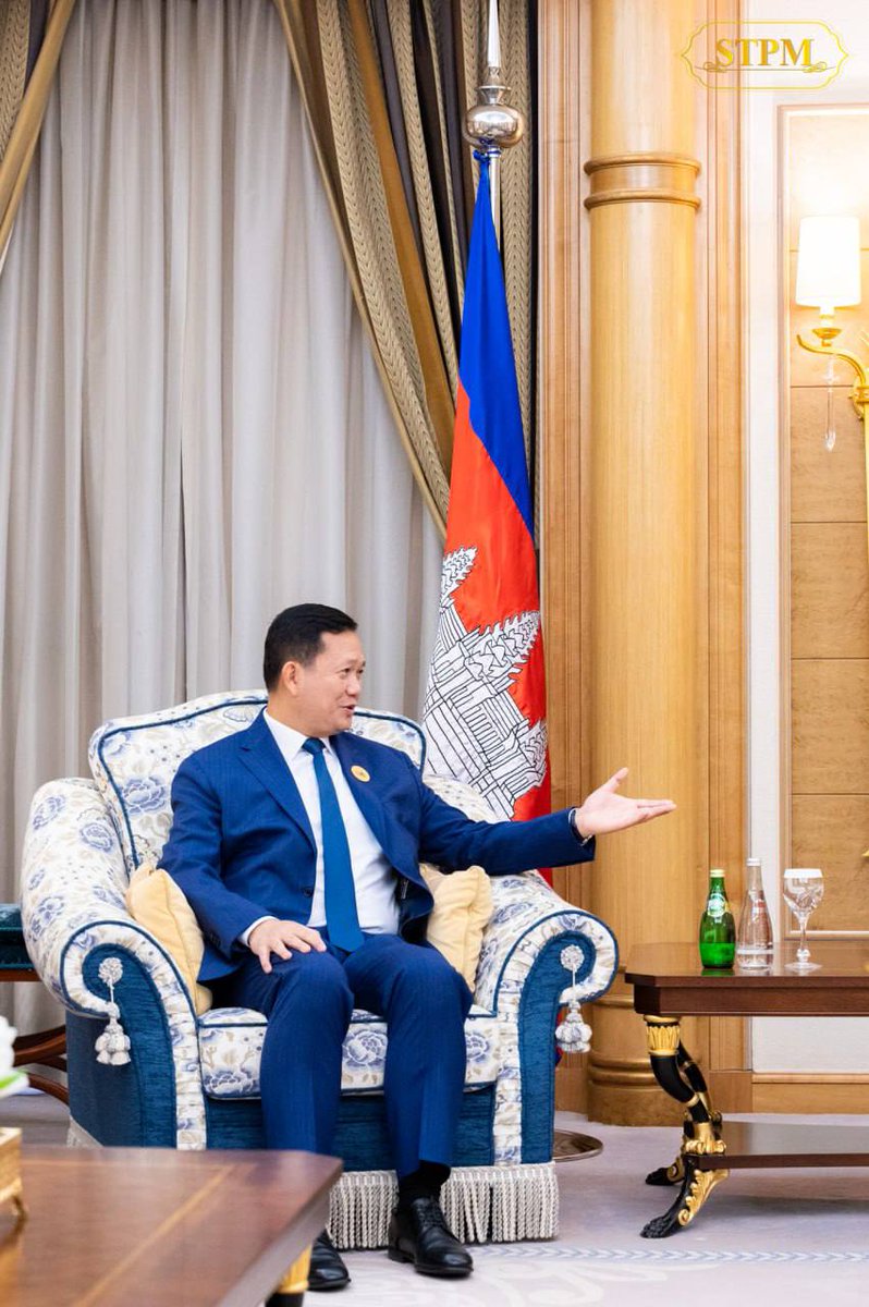 phnompenhpost's tweet photo. Vietnamese Prime Minister Pham Minh Chinh backed his Cambodian counterpart Hun Manet’s suggestion of forming the “Three Countries One Destination” initiative, which will include Laos, to boost tourism, as the leaders of the two neighbouring countries 
https://t.co/S0HXRx0QYS https://t.co/IwrFVzwZgP
