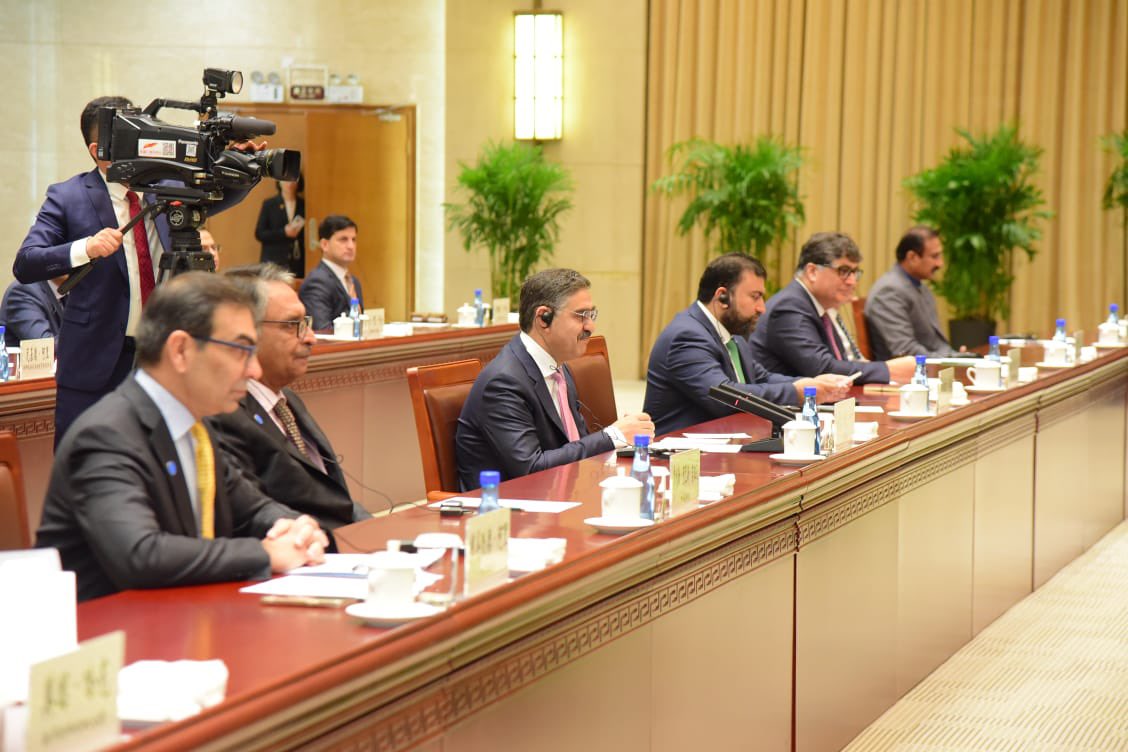 anwaar_kakar's tweet photo. Had a meeting with Member of Politburo of Central Committee of the Communist Party of China and Party Secretary Mr. Ma Xingrui in Urumqi, Xinjiang. Appreciate the efforts of Xinjiang Government in fostering development, economic prosperity and social harmony among diverse communities.