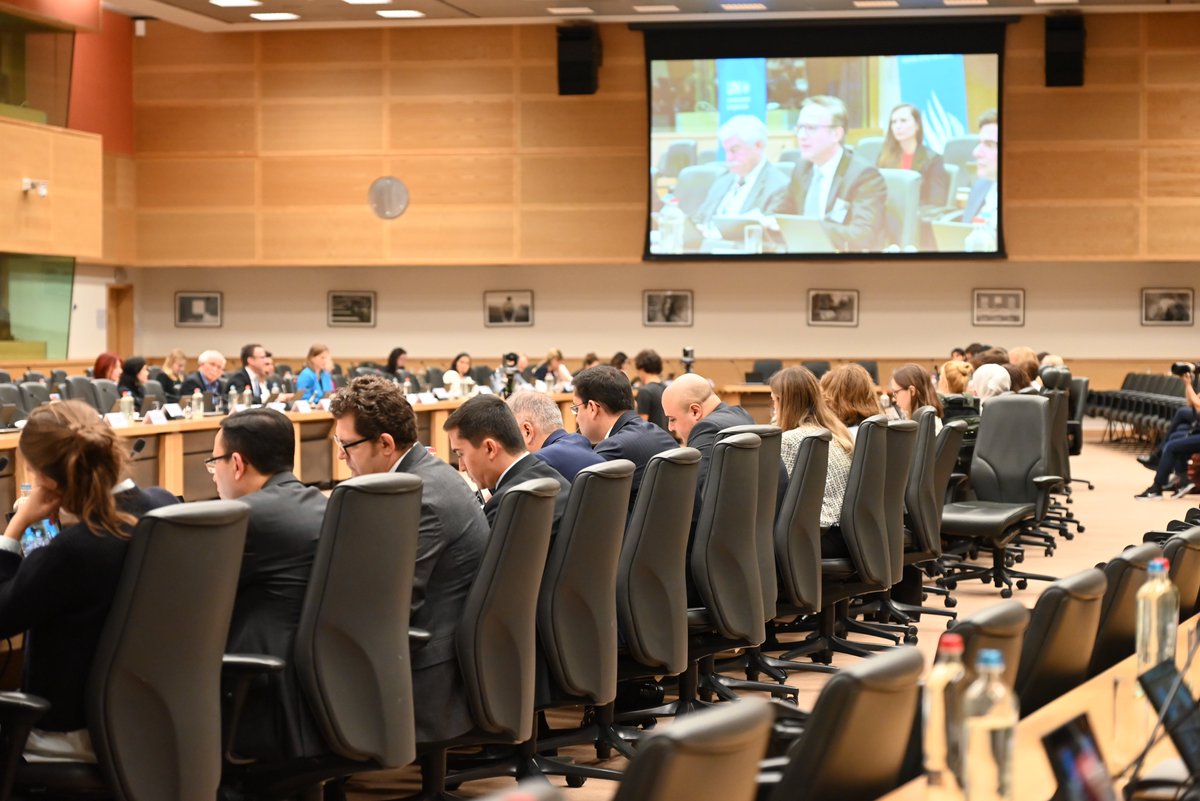 UNHumanRightsEU's tweet photo. It’s on! 100 +participants already at the Regional Dialogue on the right to a healthy environment. The degradation of the environment intensifies human rights vulnerabilities. Time to pledge for a human rights-centered approach! Watch live https://t.co/CHtFe8rXyi

#Huamrights75 https://t.co/6K20LXx5k0