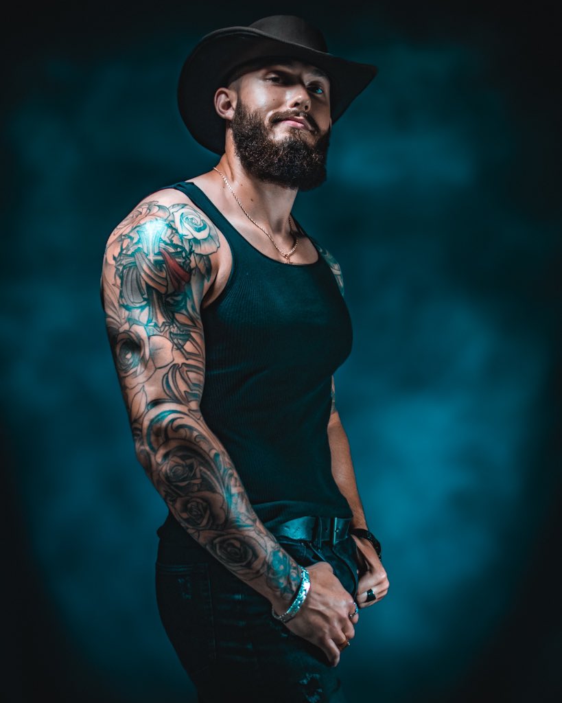 tazzstudios777's tweet photo. Fitness model Rick #photograghy https://t.co/kpVeWHyapO