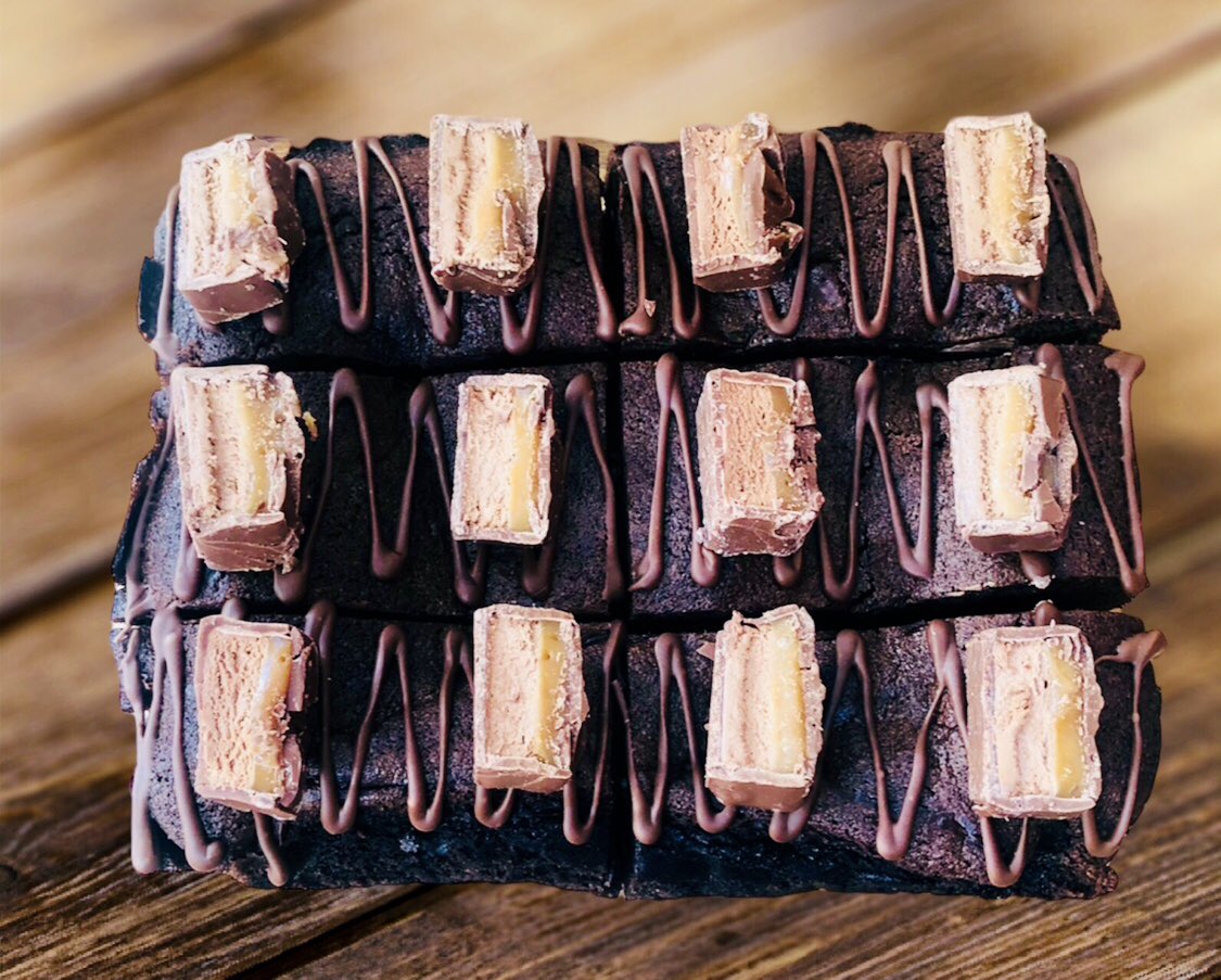 alwaystimefora's tweet image. I’ve been asked to stock Mars bar brownies as one of my flavours this Sunday, so pop by and pick yourself up a delicious treat. #marsbar #brownies #homemadebrownies #homebaking #food #whitefield #bury #prestwich #radcliffe #ramsbottom #rawtenstall #tottington #manchester #dunelm