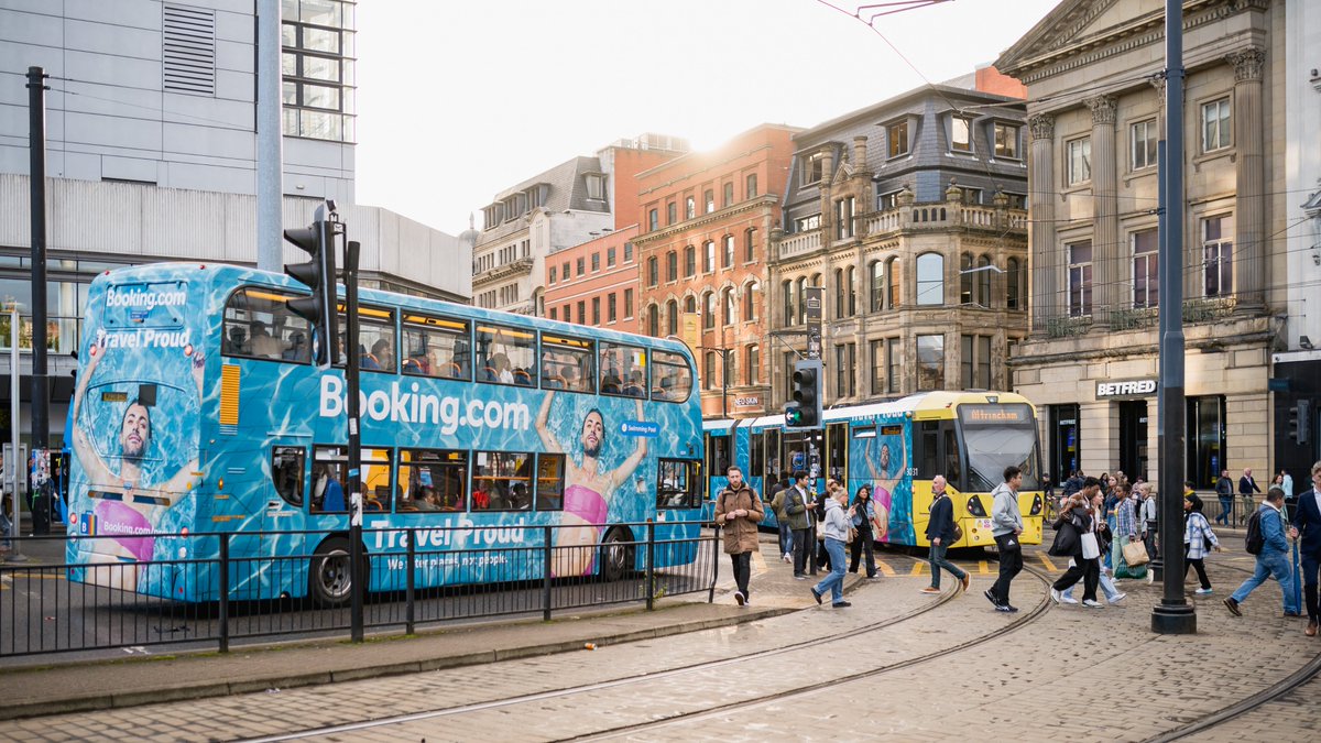 PrDOOH's tweet photo. A Booking.OOHyeah bus wrap and Metrolink wrap in the busy Piccadilly Gardens.
@global @bookingcom #tramWrap #BusWrap #Metrolink #BeeNetwork https://t.co/hO2PXgjST3