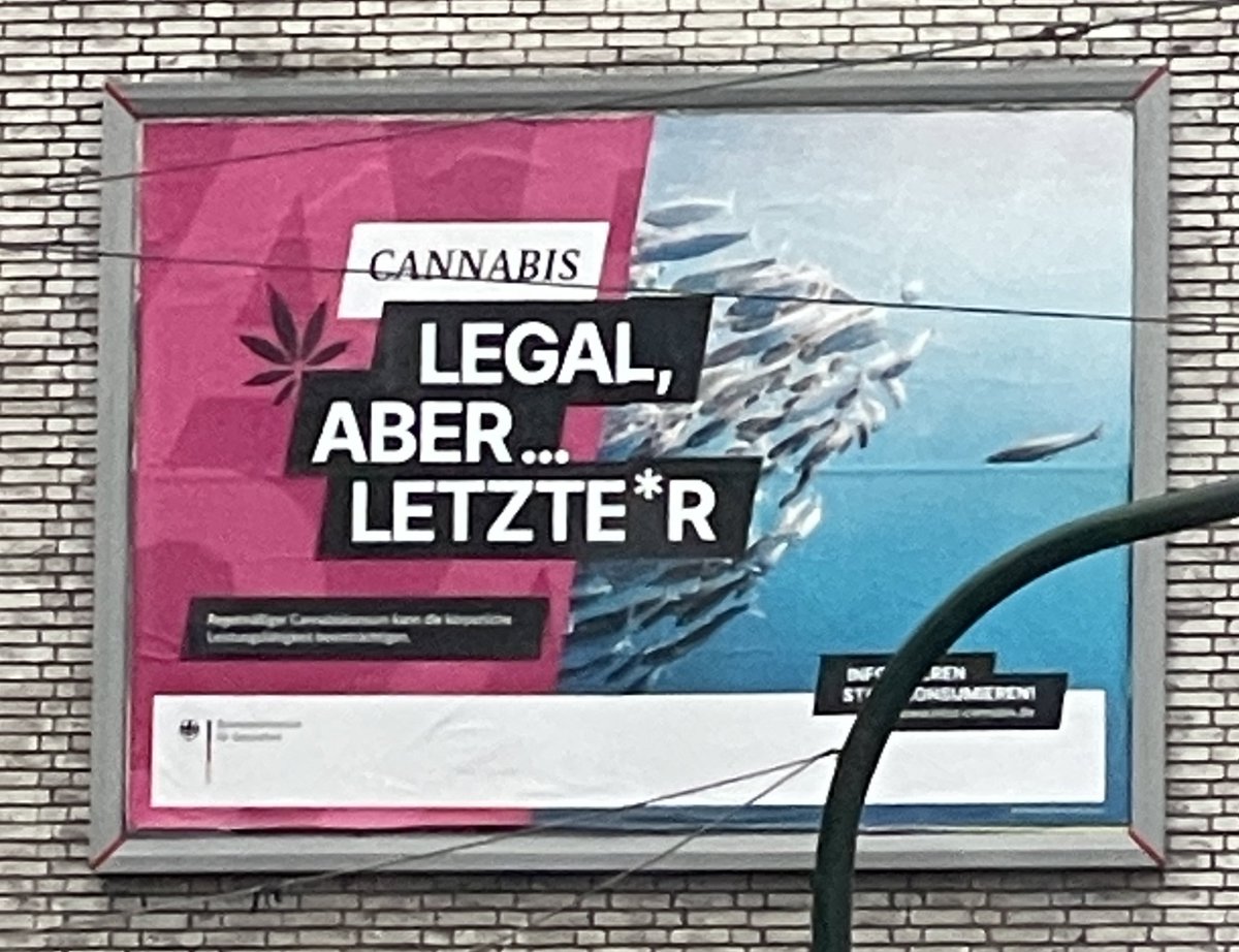 Beispiel für schlechte Plakatgestaltung.

Was war denn da los? 😂 <a href="/BMG_Bund/">Bundesgesundheitsministerium</a>