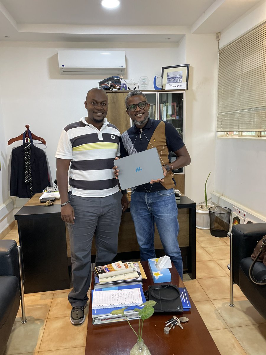 Tony Otoa tweet media