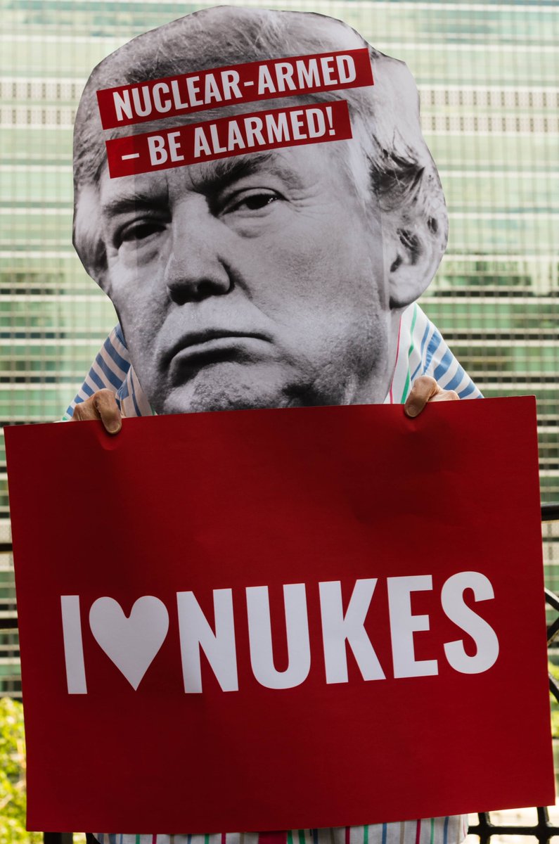 AtomwaffenAbisZ's tweet photo. Heute sind fünf Jahre vergangen, seit der damaligen US-Präsident Donald #Trump ankündigte, dass die USA aus den Mittelstreckenraketenvertrag austritt. Am Februar 2019 erklärten die USA, sie leiten das Austrittsverfahren aus den #INFVertrag ein. 1/2 https://t.co/QFu82JKrIf