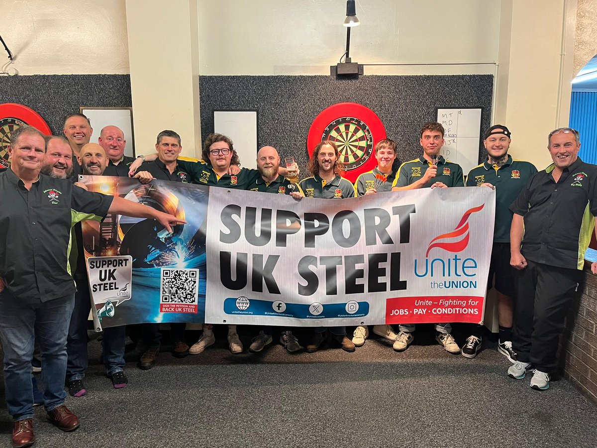 🎯Our Workers' Plan for Steel would be a 180 for our #steel industry, but our politicians aren't even on the oche.

Great to have support from Oakwood Darts Team and Margam Wallabies in #PortTalbot.

Join them and add your name: megaphone.org.uk/p/SaveUKSteel