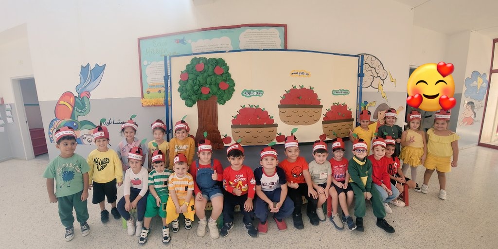 Had an apple-solutely wonderful day 🍎🍏 <a href="/Hhhsinfo/">Houssam Hariri HS</a> <a href="/monifa_baba/">Monifa Baba</a> <a href="/tbaassiri/">Tharwat Baassiri</a> <a href="/sashgh/">Sasha Ghosn</a> <a href="/MaryamBaghdadi_/">Maryam</a>