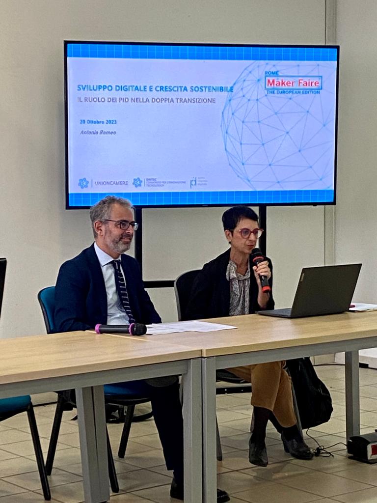 A #MFR2023 inizia evento di networking dei #PuntiImpresaDigitale delle Camere di commercio 'Sviluppo digitale e crescita sostenibile. Il ruolo dei #PID nella #doppiatransizione' Condivisione di esperienze di successo e prospettive per nuovi servizi strategici di supporto alle PMI