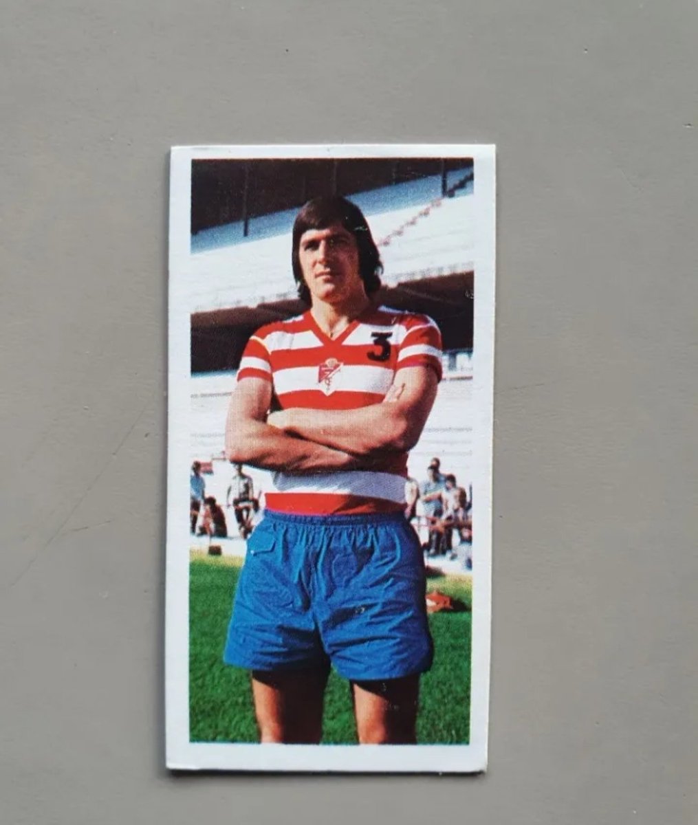 Luis García Blanco, cromo imposible del Granada en la colección Liga Este temporada 75/76!
Jugador gallego que llegó para sustituir a Montero Castillo, y que es uno de los "imposibles" que tenemos.
Visita nuestro blog y consigue este cromo imposible!!