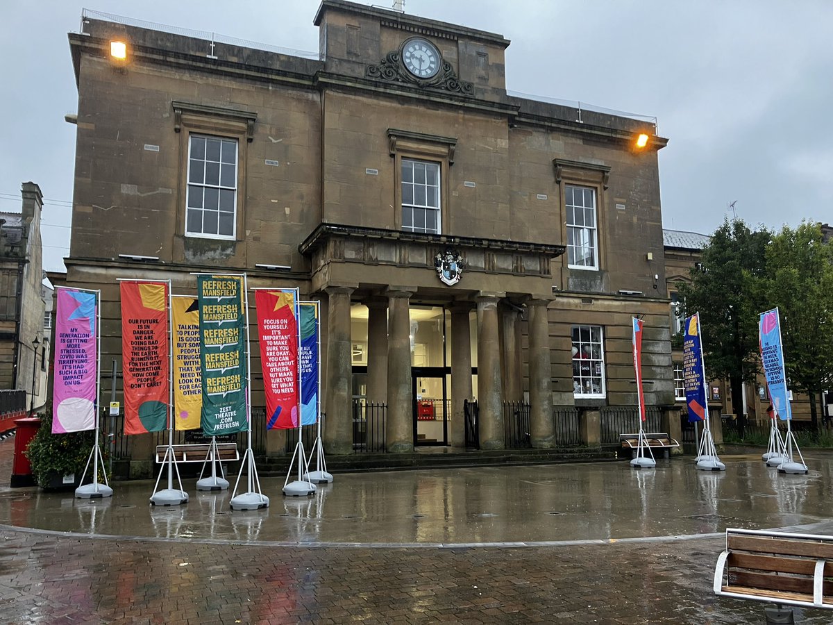 Rain of biblical proportions whilst installing REFRESH MANSFIELD today ☔️ Opens across Mansfield tomorrow, bringing colour and conversation regardless of the weather. 🙏 @MDC_News @MansfieldPalace @MansfieldMuseum @ace_midlands