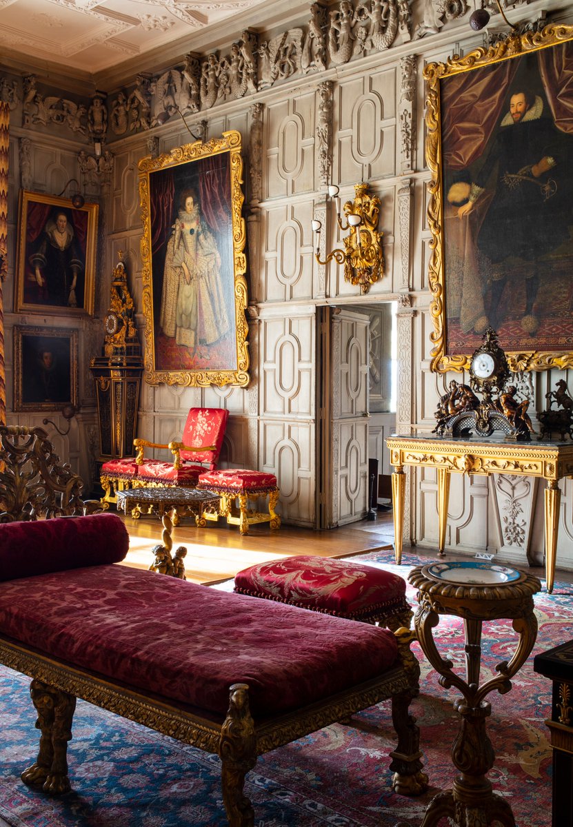 _houseandgarden's tweet photo. Inside Knole, home to the same family for over 400 years https://t.co/ucBf5Zy70h https://t.co/8TgwpBfHFh