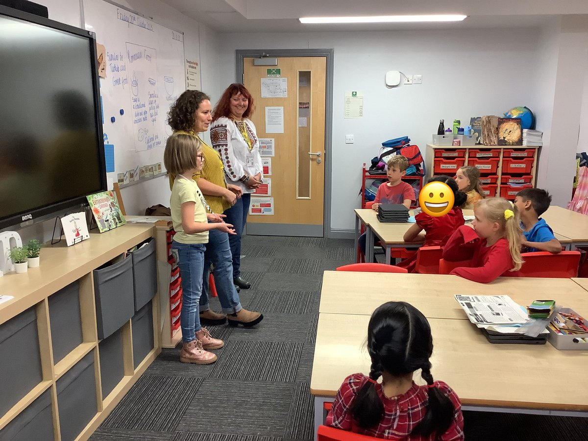 StPhilipsY3A's tweet image. We have played a game of Oina, welcomed some visitors into our classroom to tell us all about Romania and The Ukraine and learnt all about Romanian food! We even got to sample some! @StPhilipCEAP #teamstphilips