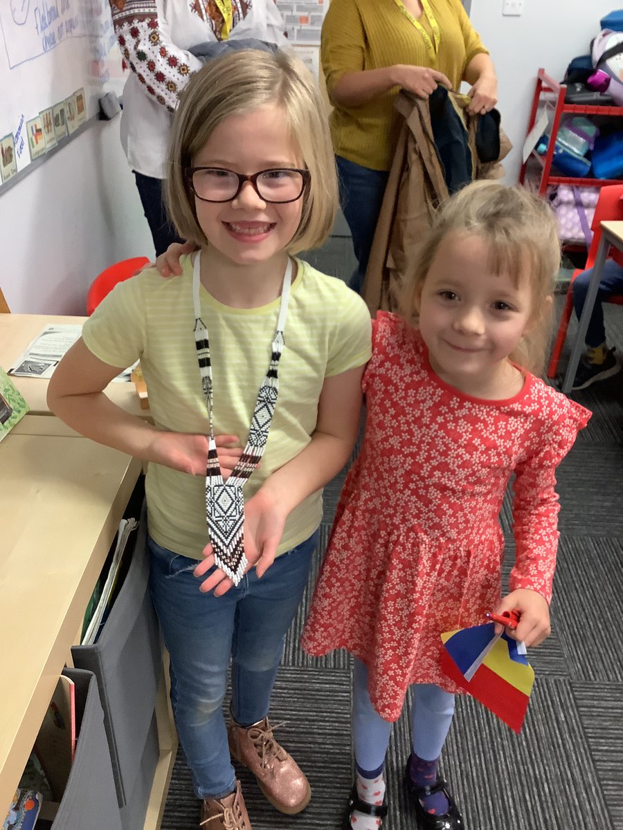 StPhilipsY3A's tweet image. We have played a game of Oina, welcomed some visitors into our classroom to tell us all about Romania and The Ukraine and learnt all about Romanian food! We even got to sample some! @StPhilipCEAP #teamstphilips