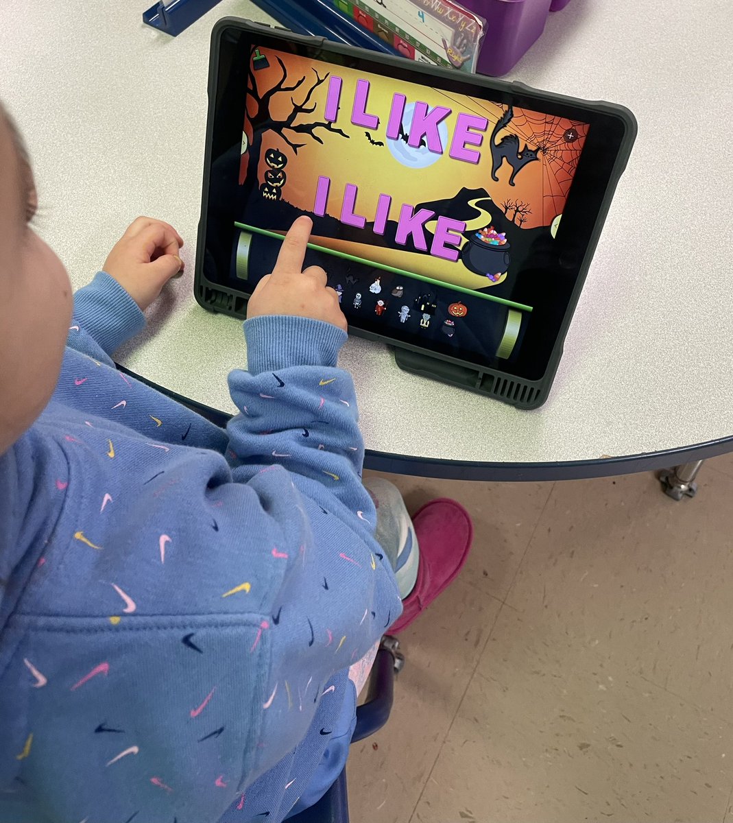 Kristy Hopkins tweet media