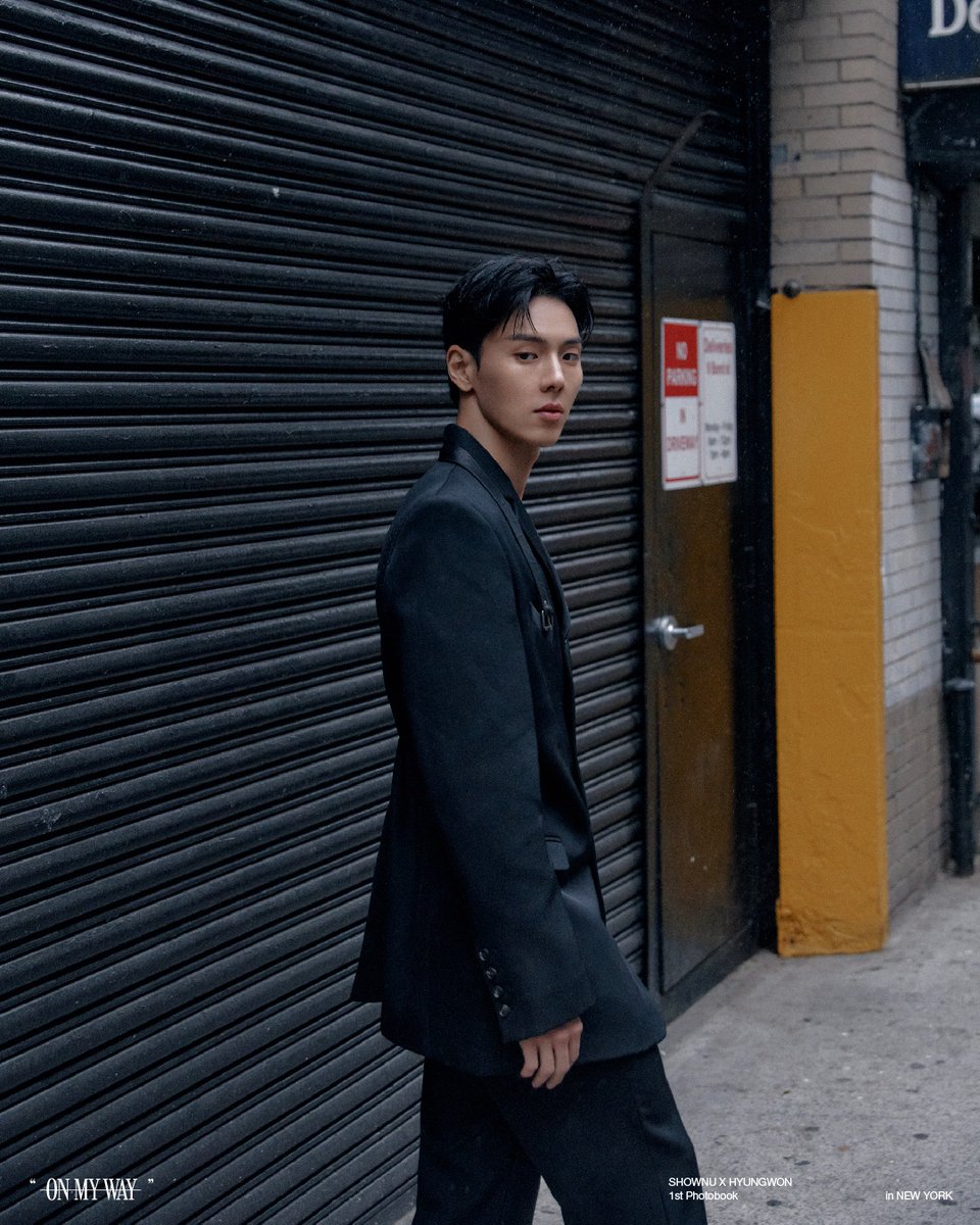 📸
2023 SHOWNU X HYUNGWON
PHOTOBOOK 🔛 𝙊𝙉 𝙈𝙔 𝙒𝘼𝙔

CONCEPT PHOTO #1 
#셔누 #SHOWNU 

🗓 예약판매 기간
231024 11:00AM - 231106 11:59PM (KST)

#몬스타엑스 #MONSTAX #MONSTA_X
#포토북 #PHOTOBOOK #ONMYWAY