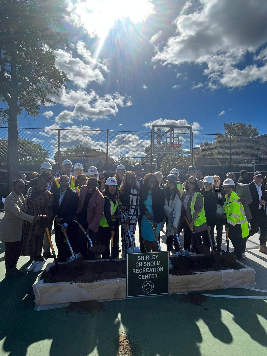 Groundbreaking for $141 Mil #ShirleyChisholmRecreationCenter in East Flatbush. State-of-the Art Center to Feature Gym; Track; Indoor Pool; Fitness, Strength, & Cardio Rooms; Media Lab; & Kitchen. Our ED @ronabtaylor is on the Community Advisory Board for the Center. #CXSEBK