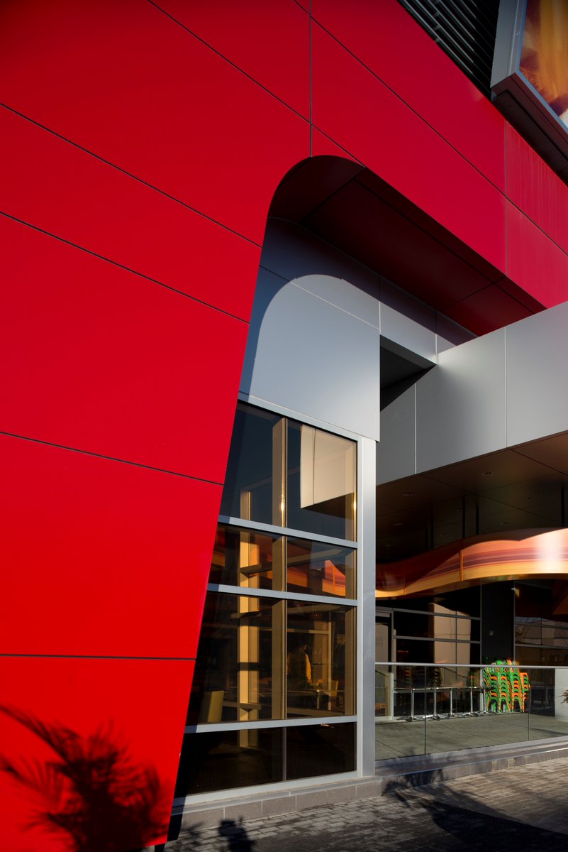 ECMetalSystems's tweet photo. At ECMS, we're your one-stop solution for code-approved,# customizable systems that elevate the #aesthetic of any project. 🙌🏻 We've got you covered, whether it's a #paintedfinish, applied, or a #naturalmetal look.
Your vision, our expertise! 👀✨ https://t.co/TlTftYmJ1M