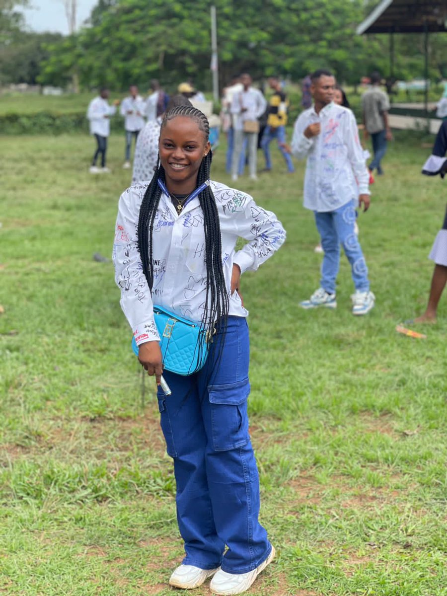 babatundes37649's tweet photo. Congratulations.. latest Microbiologist 😍😍😍 HENNYWEALTH

@FPI_Updates 
#ilaro
#federalpolyilaro
#skuface 
@jaycoolent 
@endsars https://t.co/pER9SCy22T