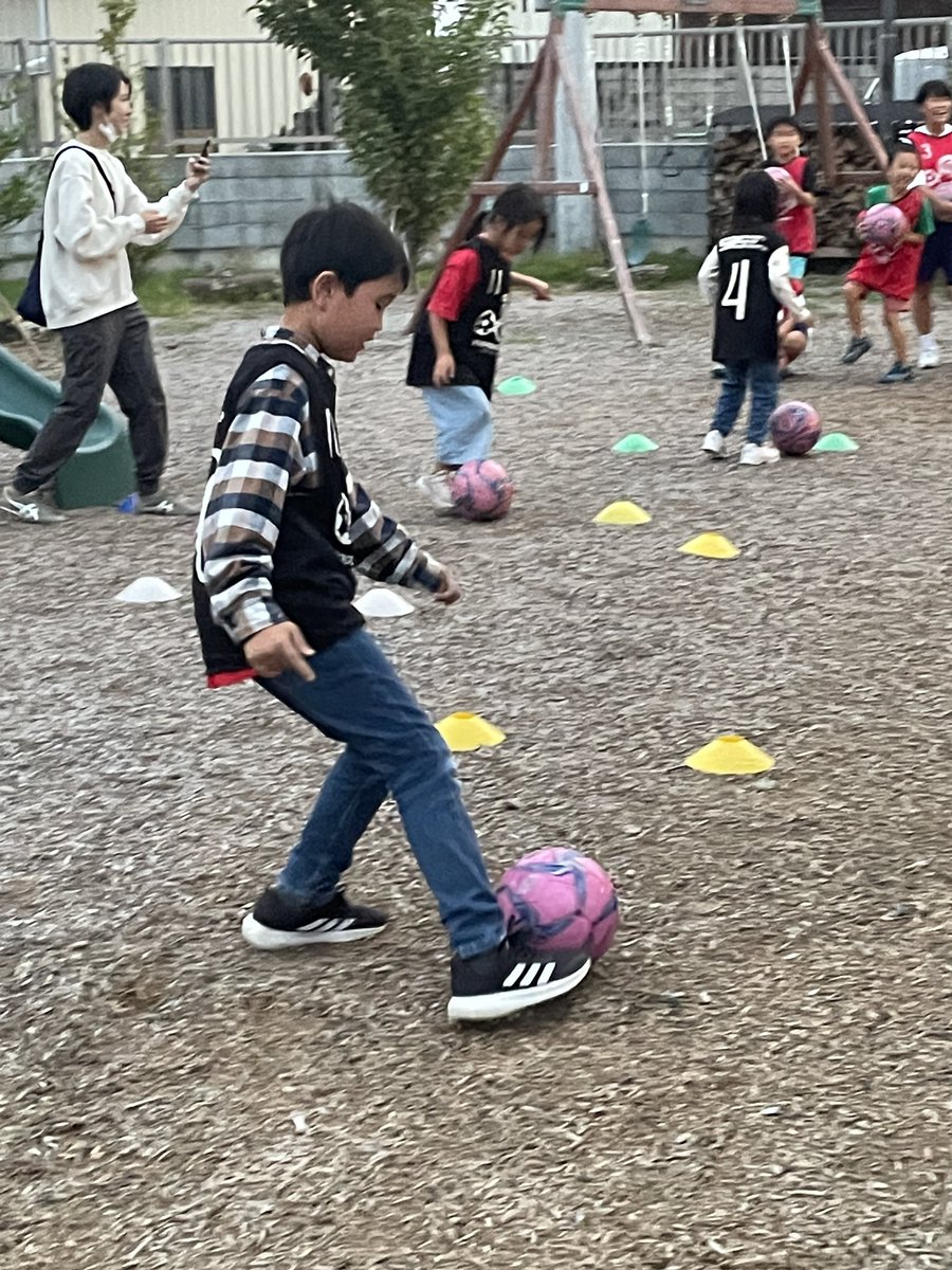 f_mosshan's tweet photo. なでしこサッカー体験
みんなの笑顔がこの体験を物語っている！
#バニーズ群馬FCホワイトスター https://t.co/rD0OdyGnAJ