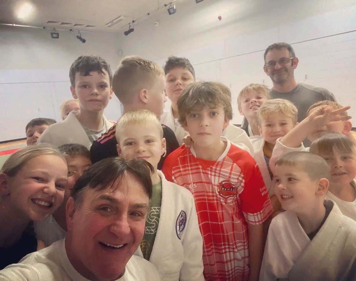 Highland Budokan tweet media