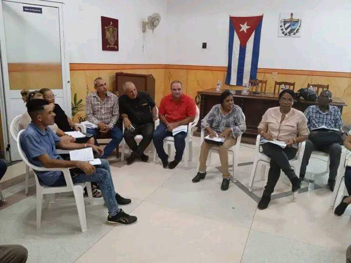 Visita gubernamental a la provincia Holguín, al final de la tarde de ayer llegamos al municipio Banes, sostuvimos un intercambio con el consejo de administración sobre el sistema de gestión del gobierno con ciencia e innovación y la vinculación con la estrategia de desarrollo 🇨🇺