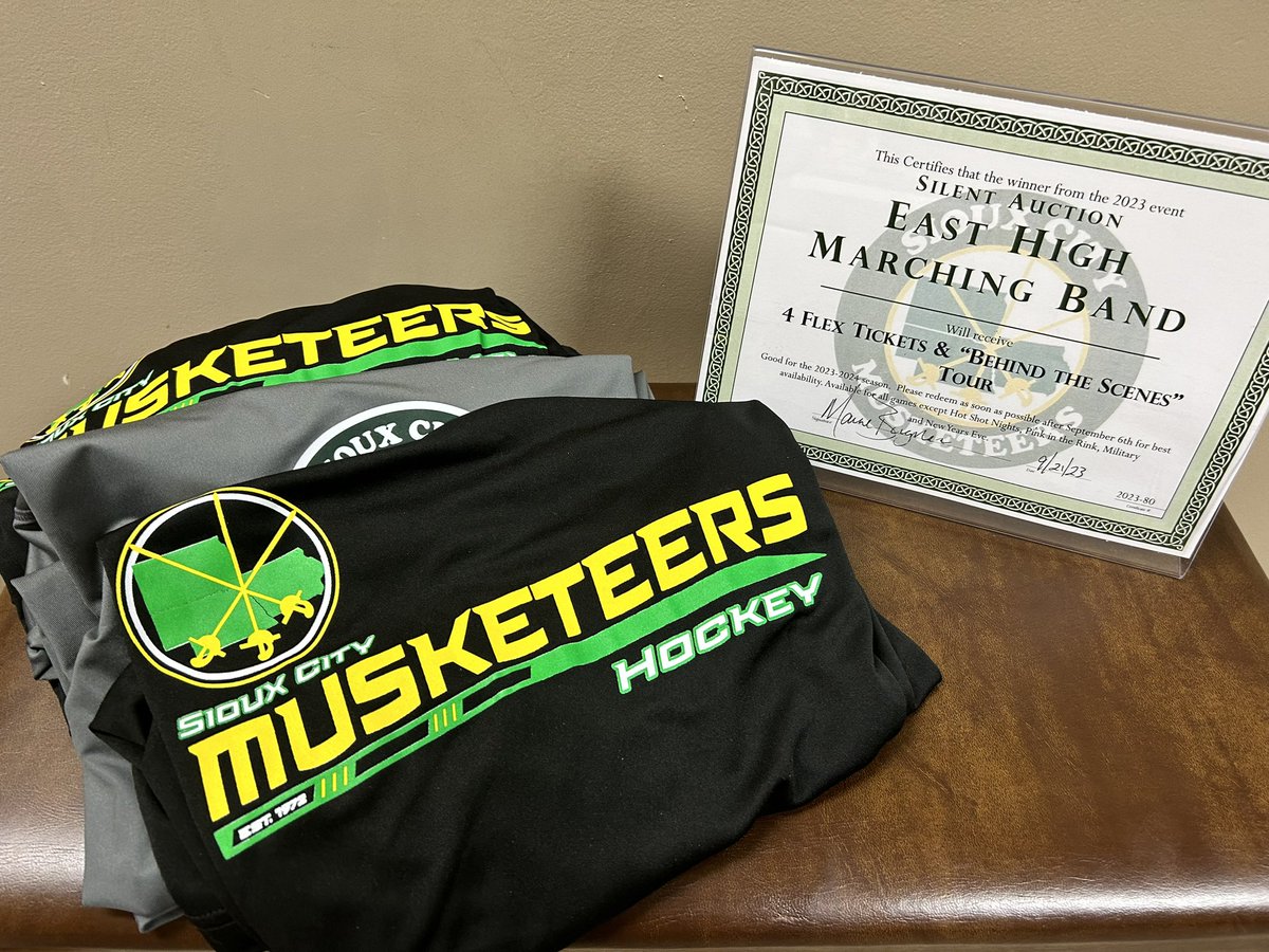 ehsbands's tweet image. Our indoor concert and silent auction is 1 week away!! Check out some of our amazing silent action items! We prefer check for any silent auction items purchased but will take cash as well! See you next Thursday!