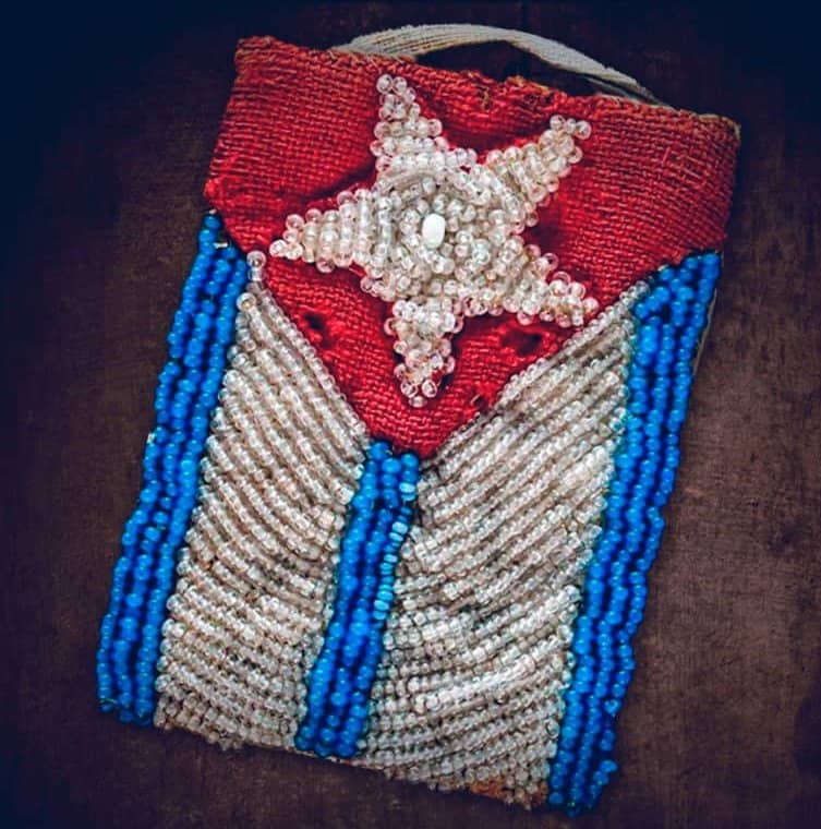 ¡La cultura cubana, arma de lucha vital de nuestra nación!!!
#CubaPorLaVida #Cuba <a href="/cubacooperaven/">Brigada Médica Cubana en Venezuela</a> #CubaVsBloqueo <a href="/cdipedromedinaf/">cdi pedro medina fuguet</a>
#CubaEsCultura
<a href="/MarielaArmas71/">Mariela Rodriguez de Armas</a>