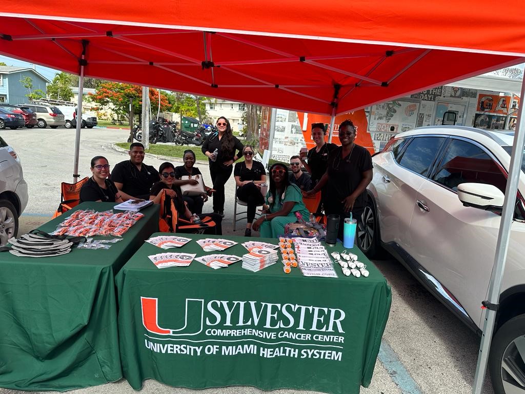 UMiamiNursing's tweet photo. FLASH BACK FRIDAY!  To an amazing initiative and collaboration between SONHS and the Sylvester Comprehensive Cancer Center (SCCC) and their “Gamechangers” mobile clinics for cancer screening, health promotion and education.
#CaneNurse
https://t.co/eHSPzlyhiM https://t.co/StFITZp8Zl