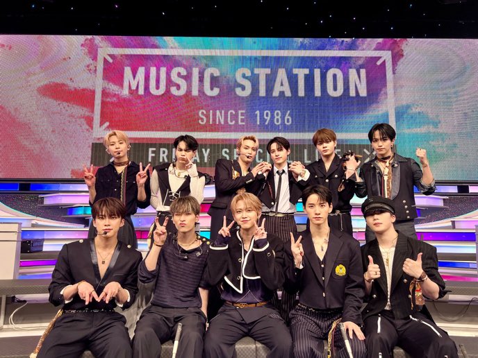 kimidorimeat's tweet photo. JO1はこの後全員で同じマンションに帰ります。同じマンションで個人部屋、の阿佐ヶ谷姉妹システムを採用しています

#初出演おめでとうJO1 #Mステ #JO1 https://t.co/rhNAtj3zwP