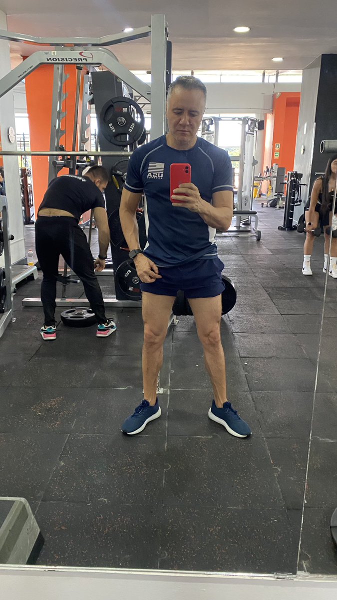camoclavijo's tweet photo. Dándola!!!! 💪🏼💪🏼 https://t.co/xXakdFIbyc