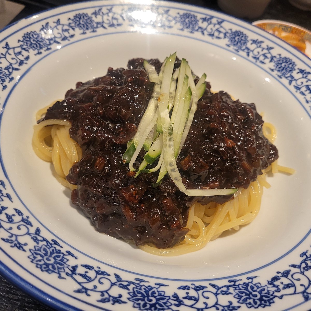 짜장면

#중식 #짜장면 #오이