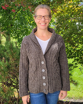 papermoonknits's tweet photo. • ☾ •  Part 1 - Testers 
I had the most awesome test knitters for Ascendant. It was a big project that took skill and perseverance. They were not only enthusiastic and fun to work with, they took great pictures! 

The testers in today's post used the same yarn... https://t.co/n0oWdB0Fwk