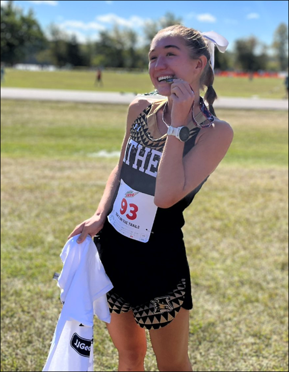 ahsaaradio's tweet photo. AHSAA Radio Female Athlete of the Week by @DriveSafeAL 
Catherine Johnstone - Athens Cross Country
Johnstone won the Dew on the Trails meet clocking 18:23.79, a new personal-best and the ninth-fastest time of the season for an Alabama female runner. https://t.co/IgxtrrLyh7
