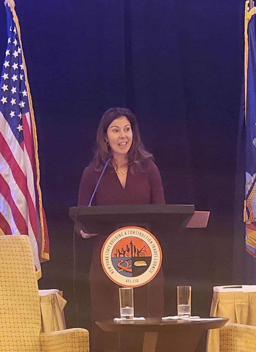 <a href="/ElizCrowleyNYC/">Elizabeth Crowley</a> was thrilled to join <a href="/NYCBldgTrades/">NYC Building Trades</a> and <a href="/NYSBCTC/">NYS Building Trades</a> at their annual workforce summit yesterday #webuildnewyork