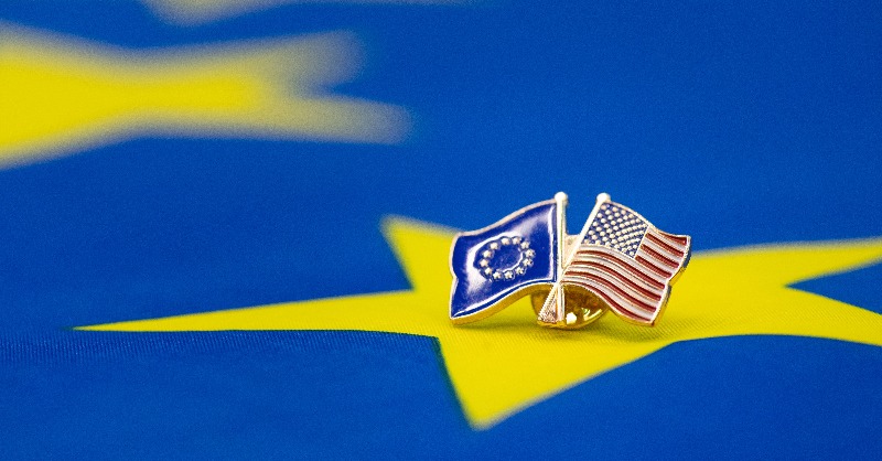DigitalEU's tweet photo. 🇪🇺🤝🇺🇸 = close & like-minded partners.
Today’s EU-US Summit in Washington DC gives the opportunity to boost our cooperation & set out a roadmap for years to come in the areas of #AI, climate change, #digital infrastructure, trade, and more.
Follow the #EUUSsummit ⤵️