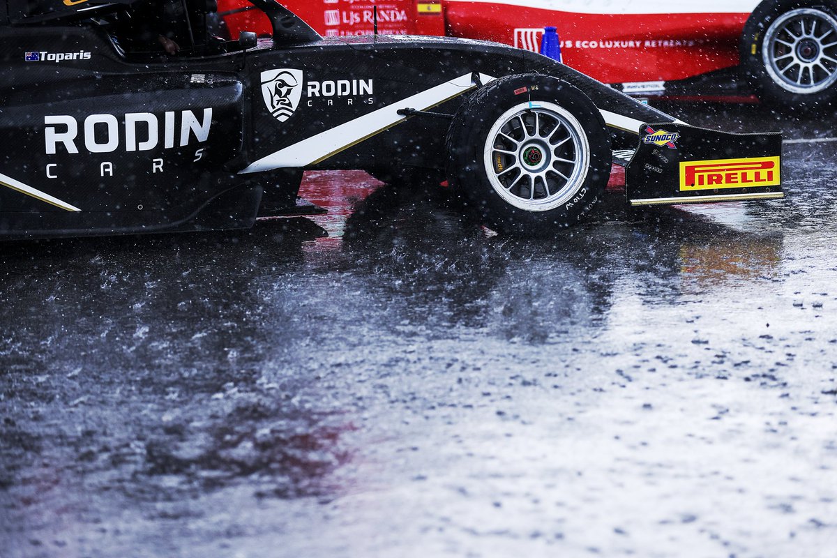 Costa Toparis tweet media