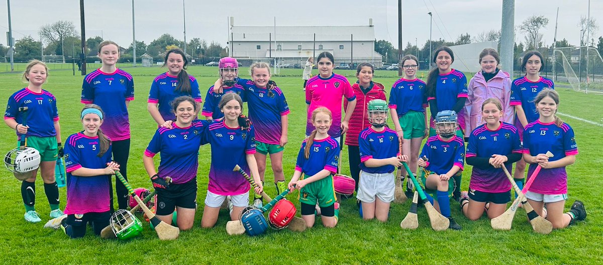 Well done to our super camogie team and their coaches who are through to the semi-final of Cumann na mBunscol 👏