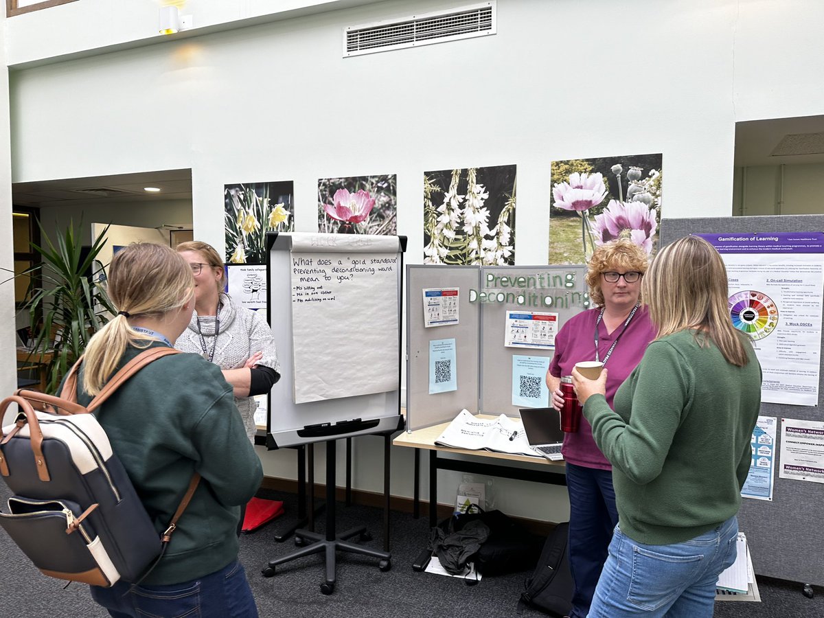 Discharge Training - systems processes and mysteries unlocked -  for our fabulous staff and partners - a few snaps of the market place sharing the learning stalls. @dr_merritt @vsc1970 <a href="/AngelaColosi/">Angela Colosi MSc RN 💙</a> <a href="/sue_allen19/">Sue Allen</a> <a href="/AandE_Amy1/">Amy collis</a> @Sheila09118026 <a href="/RelfPaul/">Paul Relf - RN MSc 💙🏳️‍🌈</a>
