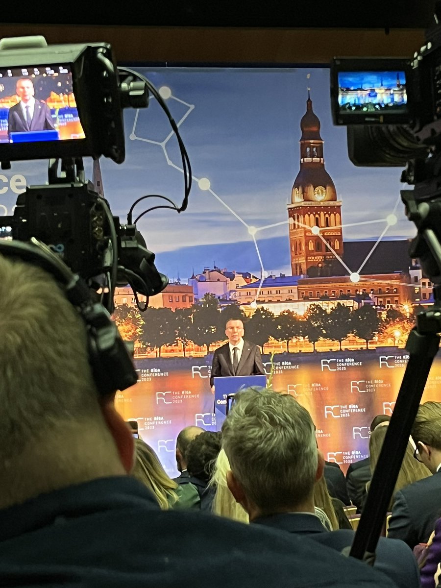 #RigaConf2023 has officially started. Glad to see @edgarsrinkevics in the new role opening the conference with a timely call to action: time to take 🇺🇦into NATO and EU to make Europe secure in the long run.