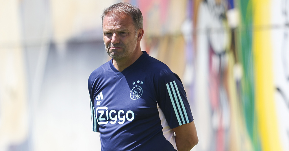 ajaxlife's tweet photo. Steijns elf: hoe trek jij Ajax uit het wak in Utrecht? https://t.co/TmNfHicTl9 #ajax #utraja #steijnself https://t.co/U2dQSGHK28