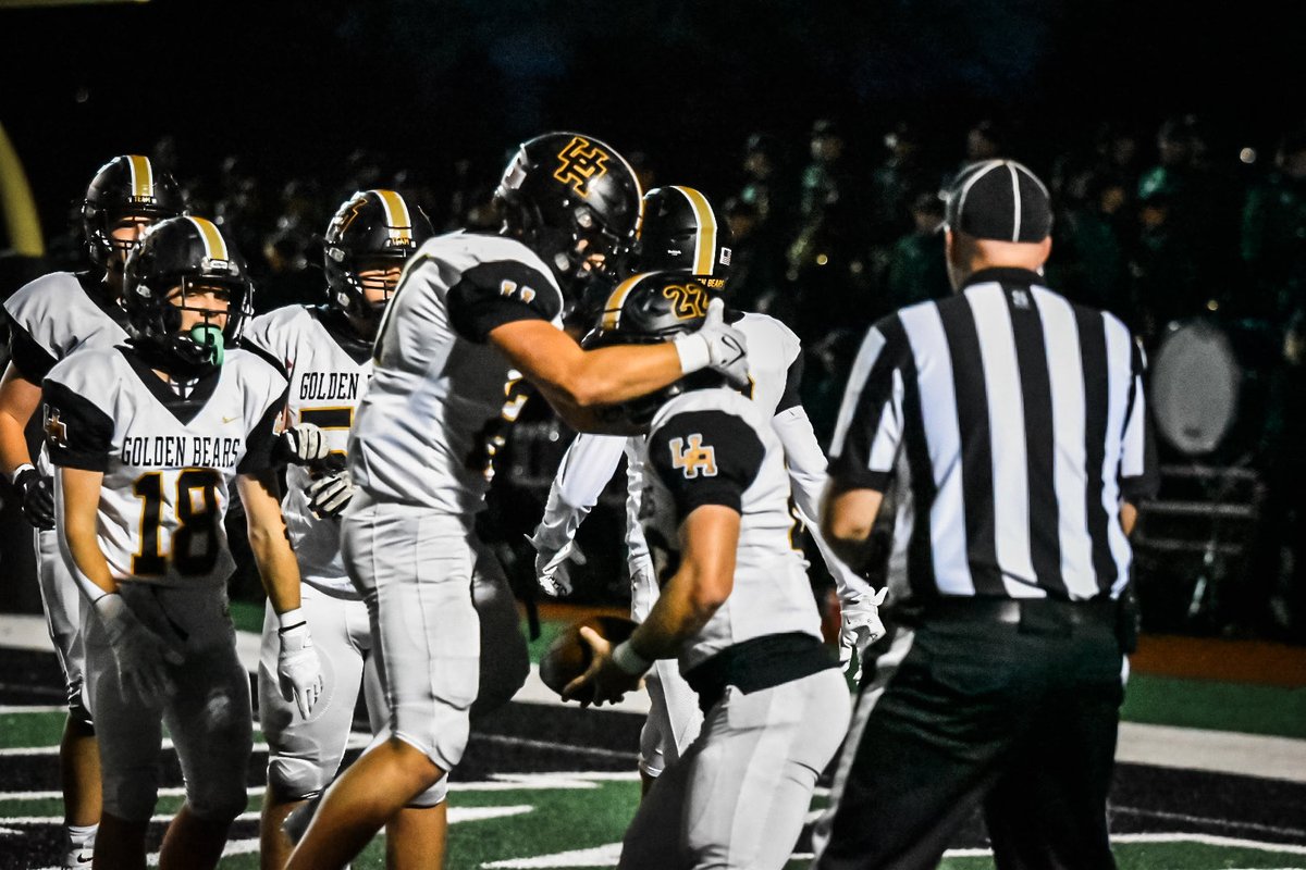 jbuttermore2's tweet photo. GAME DAY! WEEK #10! https://t.co/mtG6vRHUcj