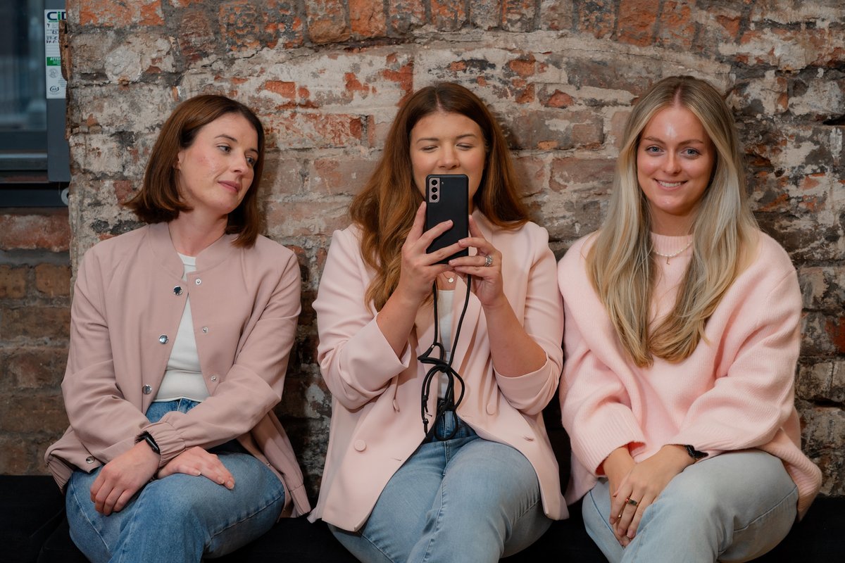 Financielle - Budgeting App π± (@thefinancielle) on Twitter photo <a href="/TheFinancielle/">Financielle - Budgeting App π±</a> are hiring! If you know somebody based in the Liverpool region that is a Digital Content Creation Rockstar π€π½ please share this link with them linkedin.com/jobs/view/3737β¦ <a href="/TheFinancielle/">Financielle - Budgeting App π±</a> are hiring! If you know somebody based in the Liverpool region that is a Digital Content Creation Rockstar π€π½ please share this link with them linkedin.com/jobs/view/3737β¦