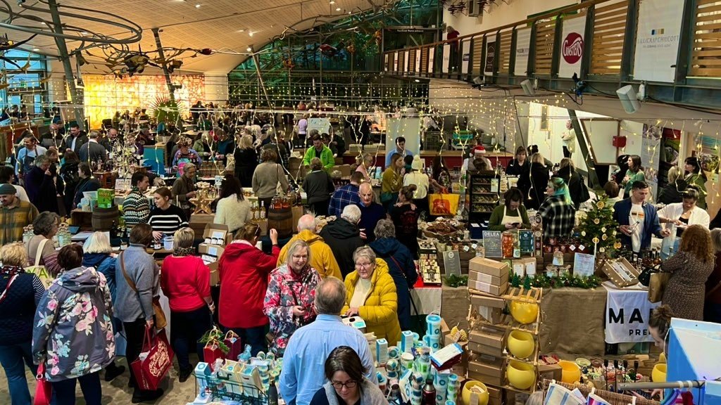 Cornwall Christmas Fair tweet media