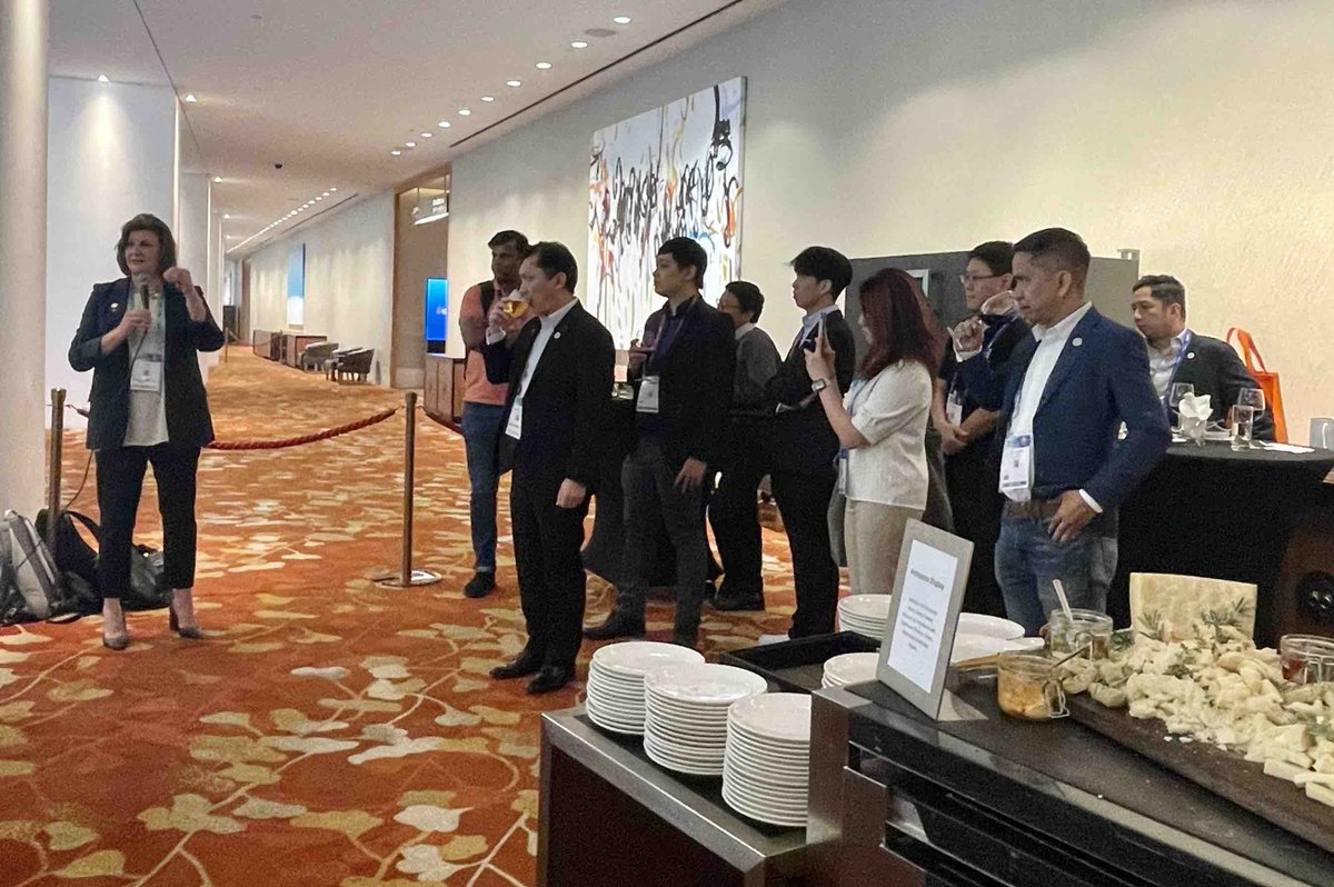 ISC2APAC's tweet photo. Together, our voice is powerful.

Thanks to all who made our week at #SICW &amp; #GovWare a successful one! A big shout-out to the #ISC2 Singapore Chapter, our Training Partners &amp; members. Your commitment is what allows us to continue creating a safe and secure #cyber world. https://t.co/jRmiJbqpev