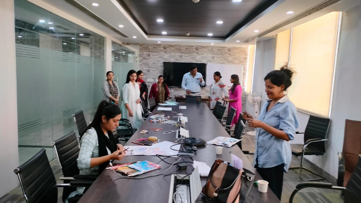 AIESL_MRO's tweet photo. As a prelude to VAW- 2023, the Commission has only allowed some organizations to undertake a three-month campaign till 15th Nov,23.
AIESL has a few activities planned in this Regard: Painting and an Essay competition on 19/10/2023 & 25/10/23.
These are the key initiatives in taking a proactive approach against the menace of corruption.
Theme; "Say no to Corruption; Commit to the Nation".
#AIESL #MRO #ministryofcivilaviation #dgcaindia #government #india #GovernmentofIndia #aviation #SayNoToCorruption #Corruption #paintingcompetition #essaycompetition #officeactivities #activities