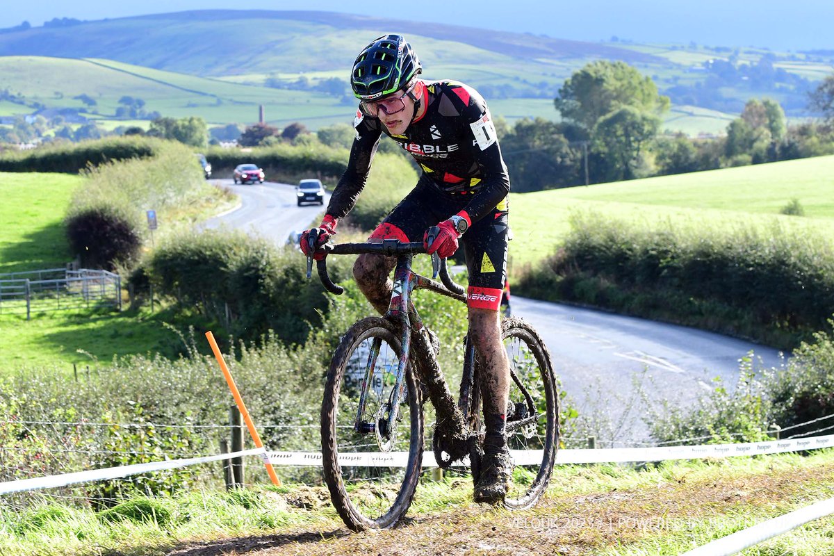 VeloUK's tweet image. PHOTO TIME! @RibbleCycles sponsored riders at the National Trophy round 2 last weekend.

A very valued sponsor of #VeloUK, this is an album of photos showing that Ribble have bikes ( CGR SL) for cyclocross.

#RibbleCycles #CycloCross ribblecycles.co.uk/ribble-cgr-sl/