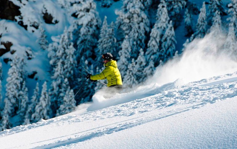 Interski tweet media