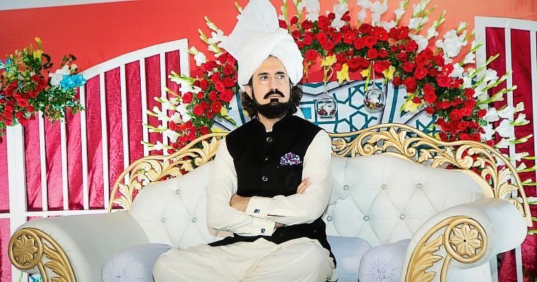 SahibzadaSulta1's tweet photo. Urs Mubarak Hazrat Sultan Muhammad Asghar Ali RA @ shrine of @H_SultanBahoo https://t.co/opCH0mKfiV