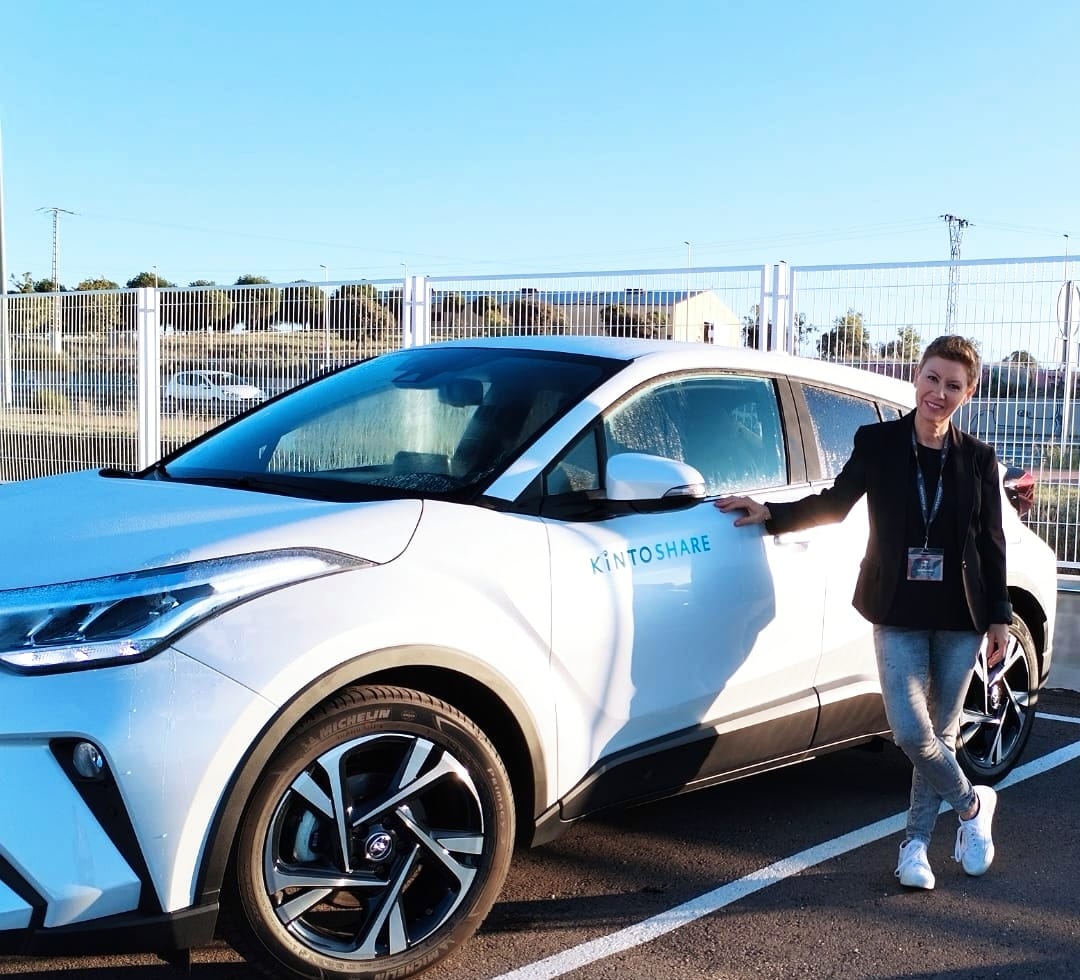 hersamotor's tweet photo. Alquila un #Toyota #híbrido desde tu móvil 📱por el tiempo que quieras ¡¡como si es una hora!!⌚📷🙌
Solo 3 pasos:
1-Bájate la App
2-Registrate
3-Reserva tu coche

Más información:
https://t.co/y6UU0K0dGF https://t.co/t9rPxGpdXK